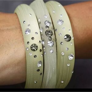 Susan Graver Set of 3 Acrylic Bangles with Crystal Accent NWOT